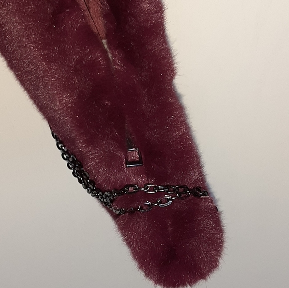 A New Day Clutch Crossbody faux Fur 10x7 - Picture 5 of 9